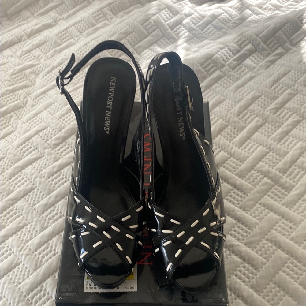 Newport News Black and White Slingback Heels